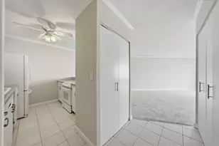 5320 N Sheridan Rd, Chicago, IL 60640 - Photo 8