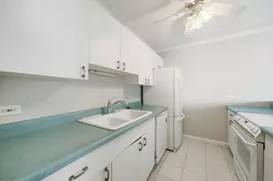 5320 N Sheridan Rd, Chicago, IL 60640 - Photo 6