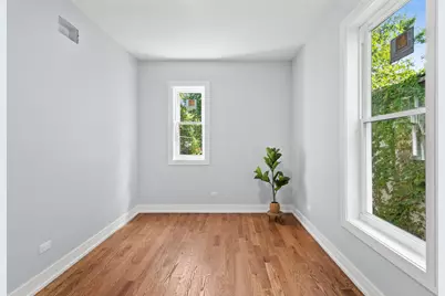 7521 S Ingleside Avenue, Chicago, IL 60619 - Photo 10