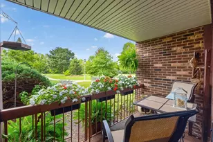 460 Raintree Ct, Glen Ellyn, IL 60137 - Photo 14