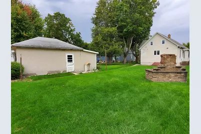 241 E 1st Street, Oglesby, IL 61348 - Photo 18