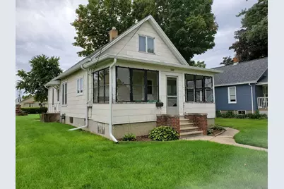 241 E 1st Street, Oglesby, IL 61348 - Photo 2