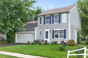141 W Prairiefield Ave, Cortland, IL 60112 - Photo 1