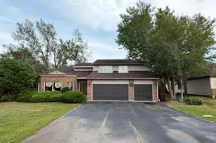 20835 London Dr, Olympia Fields, IL 60461 - Photo 1