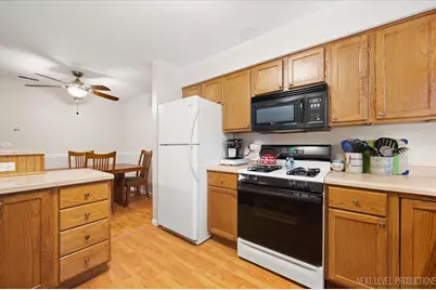 308 Primrose Court #308, Aurora, IL 60504 - Photo 8