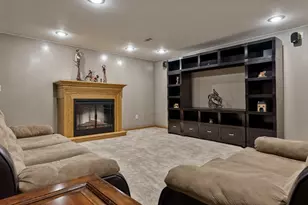4188 Westlake Village Dr, Winnebago, IL 61088 - Photo 42