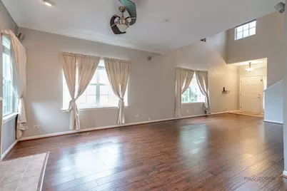 1880 Maureen Drive #1880, Hoffman Estates, IL 60192 - Photo 8
