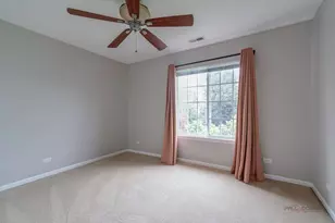 1880 Maureen Dr, Hoffman Estates, IL 60192 - Photo 22