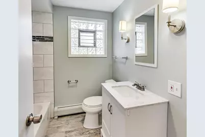 16W674 56th Place #2, Clarendon Hills, IL 60514 - Photo 10