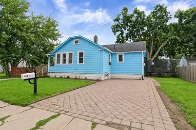 824 Allen Street, Belvidere, IL 61008 - Photo 2