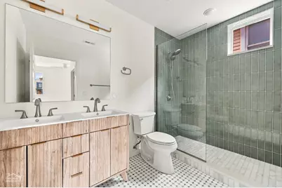 1118 W 19th Street #2, Chicago, IL 60608 - Photo 8
