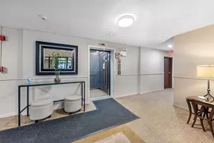 445 N Park Blvd, Glen Ellyn, IL 60137 - Photo 16