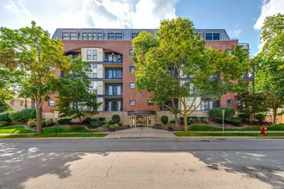 110 S Evergreen Avenue #4C-N, Arlington Heights, IL 60005 - Photo 1