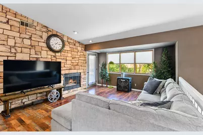 14475 S Ravinia Avenue #9, Orland Park, IL 60462 - Photo 2