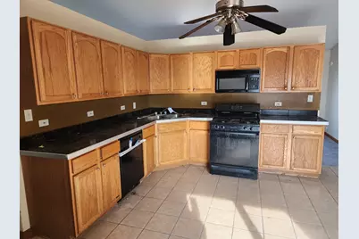 627 Clover Lane, University Park, IL 60484 - Photo 4