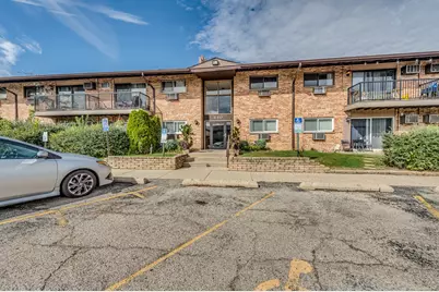 840 E Old Willow Road #112, Prospect Heights, IL 60070 - Photo 1