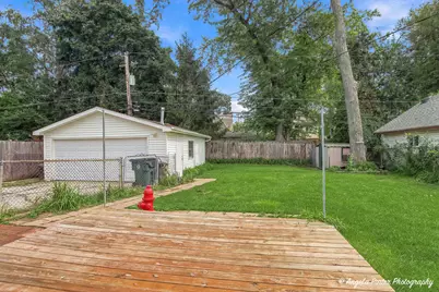 637 N Greenview Avenue, Mundelein, IL 60060 - Photo 26