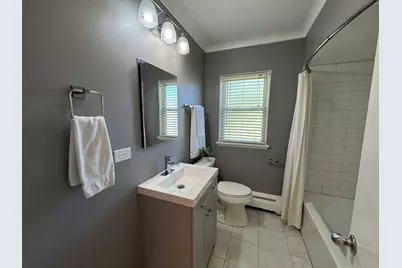 8048 N Ozanam Avenue, Niles, IL 60714 - Photo 12