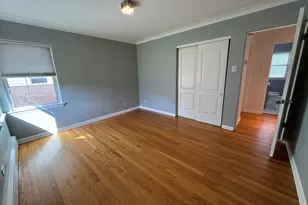 8048 N Ozanam Ave, Niles, IL 60714 - Photo 10