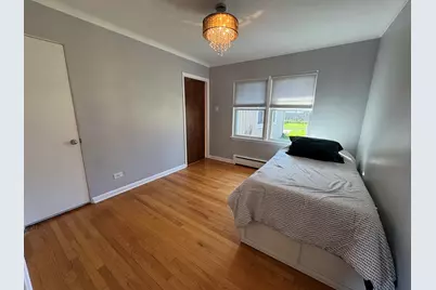 8048 N Ozanam Avenue, Niles, IL 60714 - Photo 14