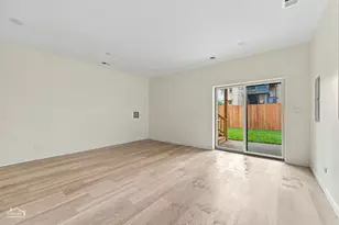 1118 W 19th St, Chicago, IL 60608 - Photo 44
