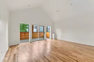 1118 W 19th St, Chicago, IL 60608 - Photo 14