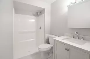 9445 Kenton Ave, Skokie, IL 60076 - Photo 18