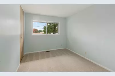 304 Andover Court, Streamwood, IL 60107 - Photo 12