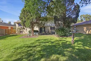539 Sandy Ln, Des Plaines, IL 60016 - Photo 36