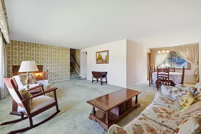 539 Sandy Lane, Des Plaines, IL 60016 - Photo 6