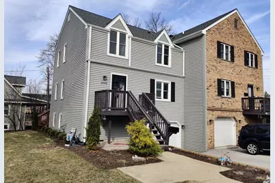 4946 Florence Avenue, Downers Grove, IL 60515 - Photo 2