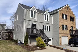 4946 Florence Ave, Downers Grove, IL 60515 - Photo 2
