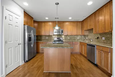 2618 W Diversey Avenue #402, Chicago, IL 60647 - Photo 18