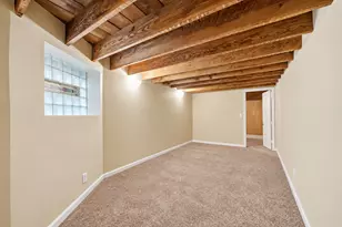 1535 W Grace St, Chicago, IL 60613 - Photo 10