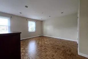 1912 Governors Ln, Hoffman Estates, IL 60169 - Photo 12