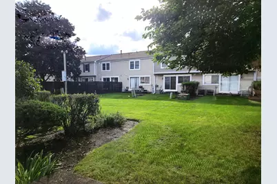 1912 Governors Lane #1912, Hoffman Estates, IL 60169 - Photo 22