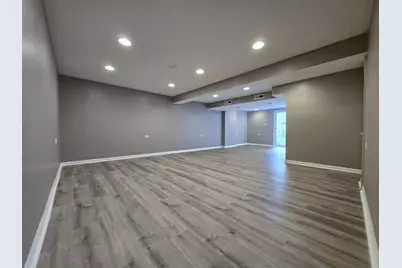 1912 Governors Lane #1912, Hoffman Estates, IL 60169 - Photo 18
