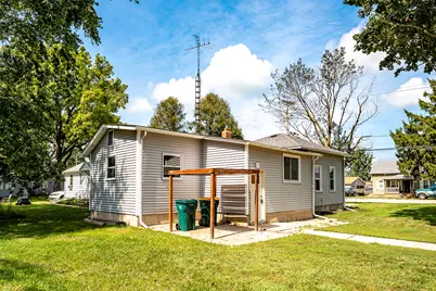 18 E Dearborn Street, Plano, IL 60545 - Photo 14