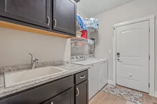 230 S Cass Ave, Westmont, IL 60559 - Photo 16