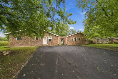2830 Cranbrook Street, Kankakee, IL 60901 - Photo 2