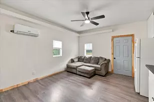 1572 Winnetka St, Dixon, IL 61021 - Photo 10