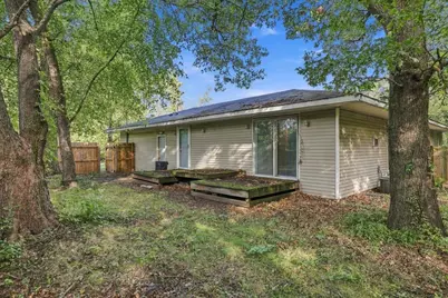 1572 Winnetka Street, Dixon, IL 61021 - Photo 2