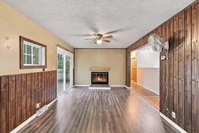 1572 Winnetka Street, Dixon, IL 61021 - Photo 8