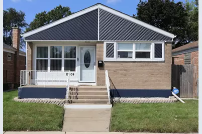 12534 S Lincoln Street, Calumet Park, IL 60827 - Photo 1