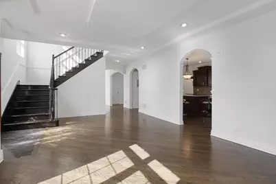8105 N Oconto Avenue, Niles, IL 60714 - Photo 12