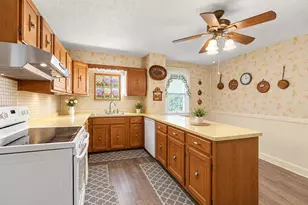 20 Division St, Algonquin, IL 60102 - Photo 8
