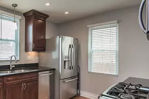 10551 S Kedzie Ave, Chicago, IL 60655 - Photo 8