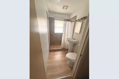 2221 Carmel Boulevard, Zion, IL 60099 - Photo 10