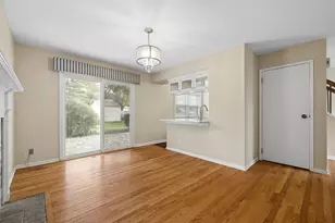 2013 Vanderbilt Ct, Naperville, IL 60565 - Photo 8