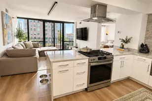 1309 N Wells St, Chicago, IL 60610 - Photo 2